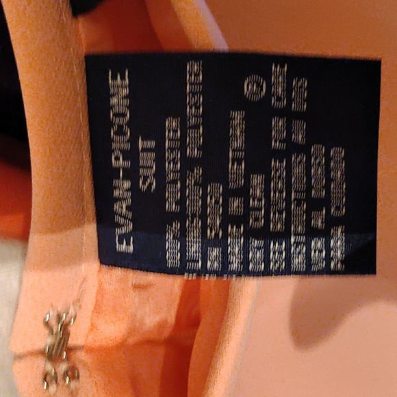 Evan Picone 2 Pc Skirt Suit, Size 10 - Picture 6 of 6